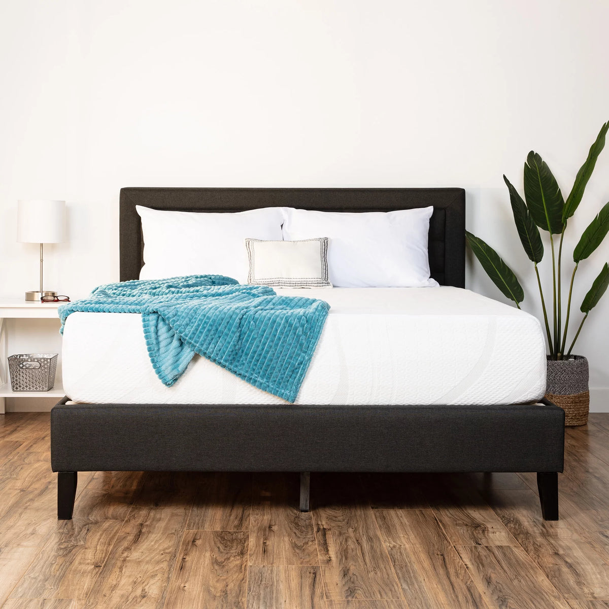 12in Full Size Medium-Firm Memory Foam Mattress R578
