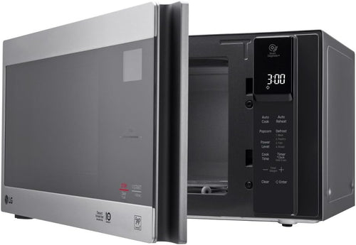 0.9 Cu. Ft. Stainless Steel Countertop Microwave Oven D44849