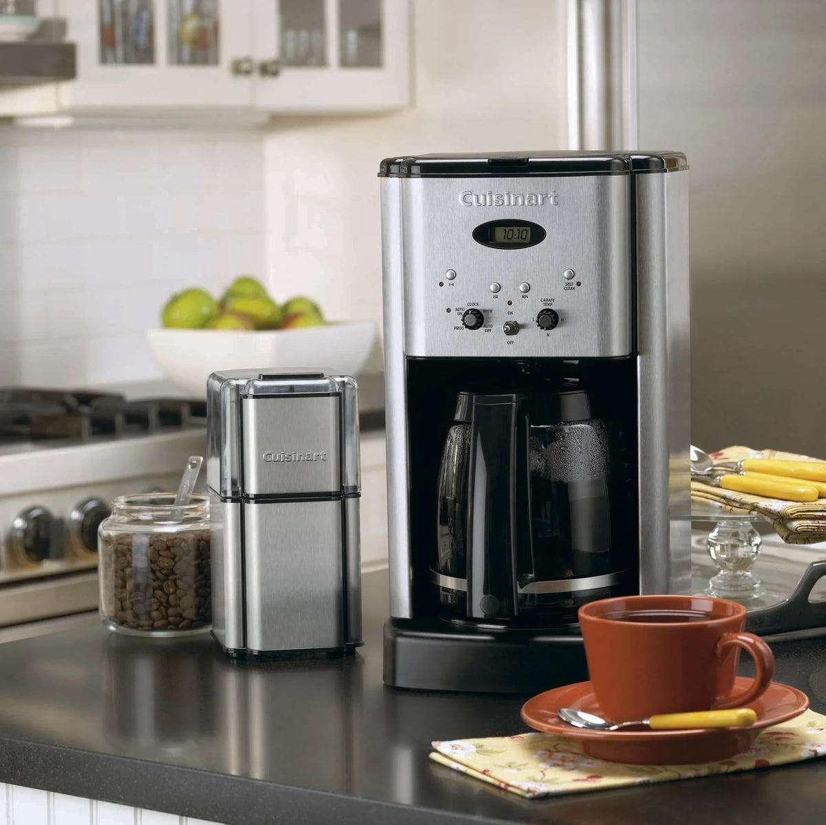 12 Cup Programmable Coffeemaker F6721