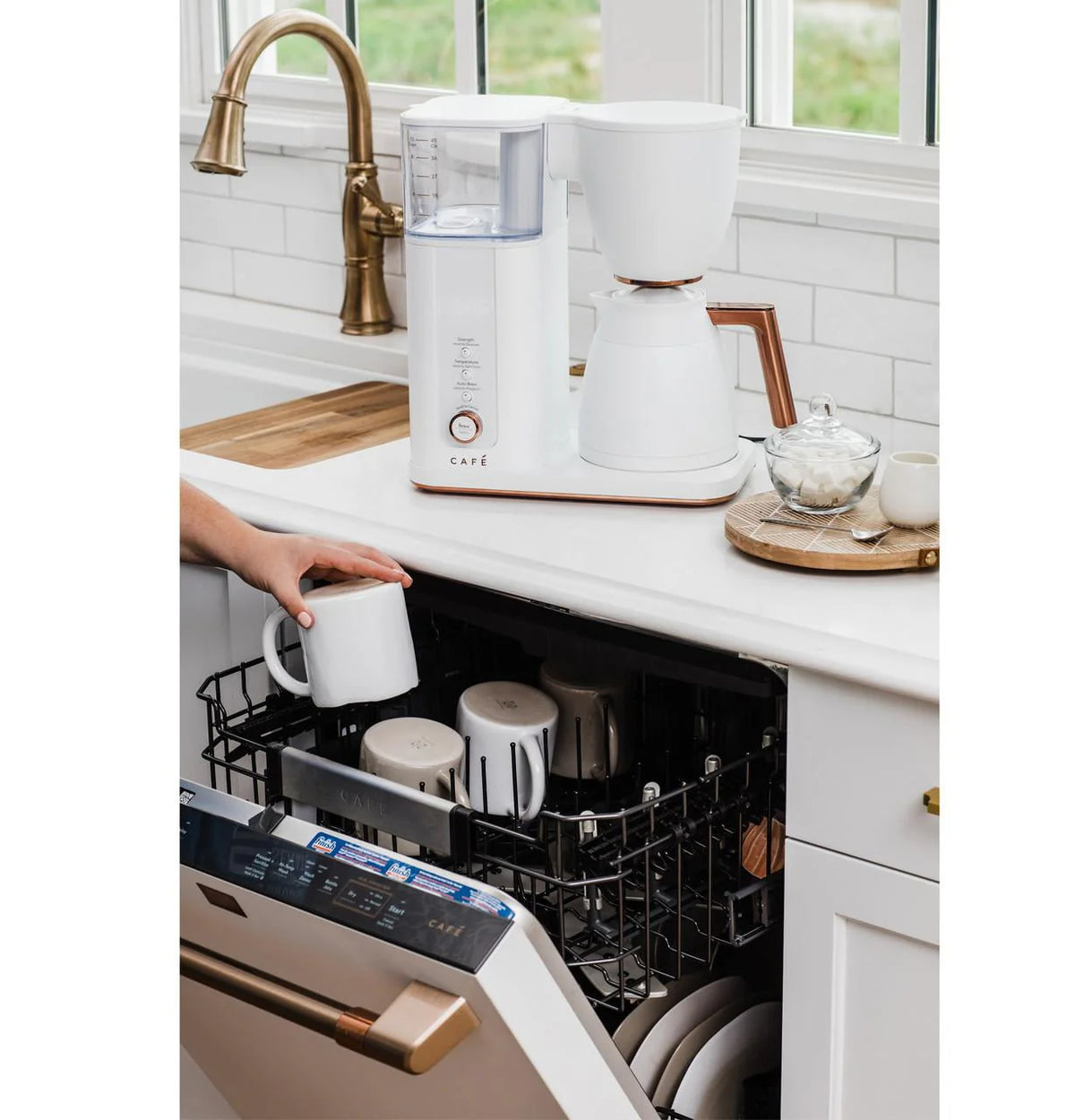 10-Cup WiFi Coffee Maker Matte White H445356