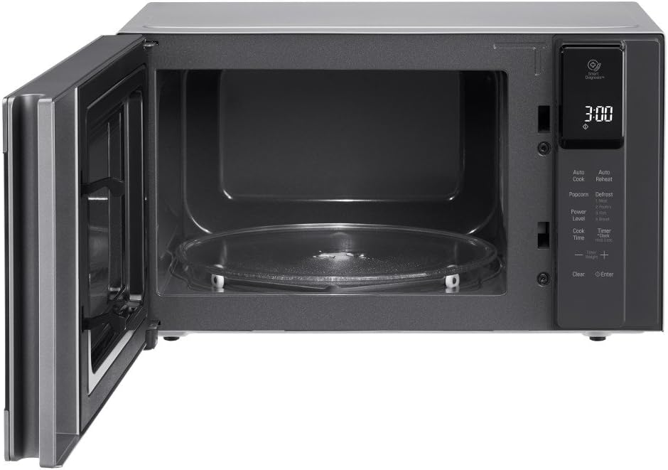 0.9 Cu. Ft. Stainless Steel Countertop Microwave Oven D44849